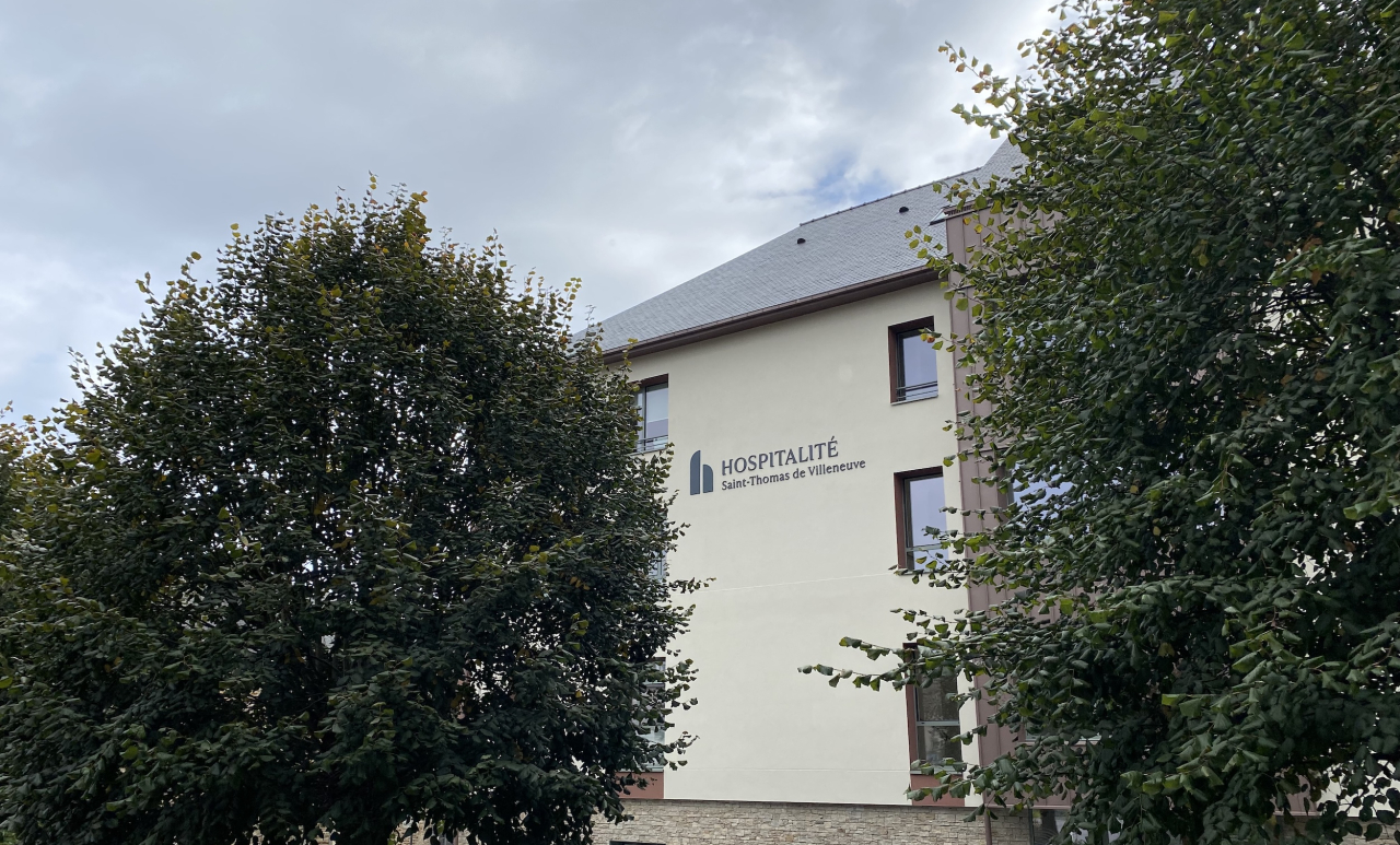 Hospitalite Saint Thomas De Villeneuve Hopital Et Residence De Bain De Bretagne