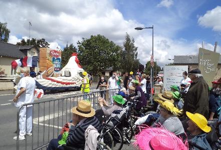 Tour De France Bain De Bretagne Hospitalite Saint Thomas De Villeneuve