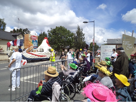 Tour De France Bain De Bretagne Hospitalite Saint Thomas De Villeneuve